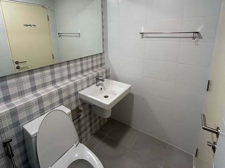 House with Shared Pool in Bangnatrad 